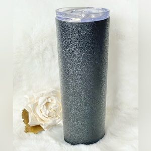 New with tags Slim BLACK CRACKLE MUG 21.64 oz w/slide lid. FITS YOUR CAR HOLDER